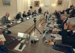 Vladimir Putin Qazaxıstanı Rusiyanın ən yaxın müttəfiqlərindən biri adlandırıb