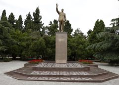 Fövqəladə hallar naziri Naftalan şəhərində vətəndaşların müraciətlərini dinləyib
